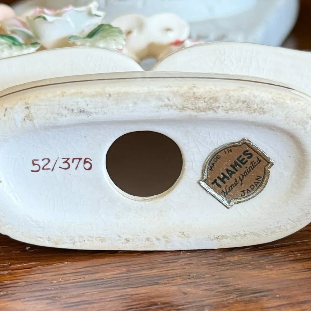😎3/$20‼️Vintage porcelain book with 3D angel made in Japan